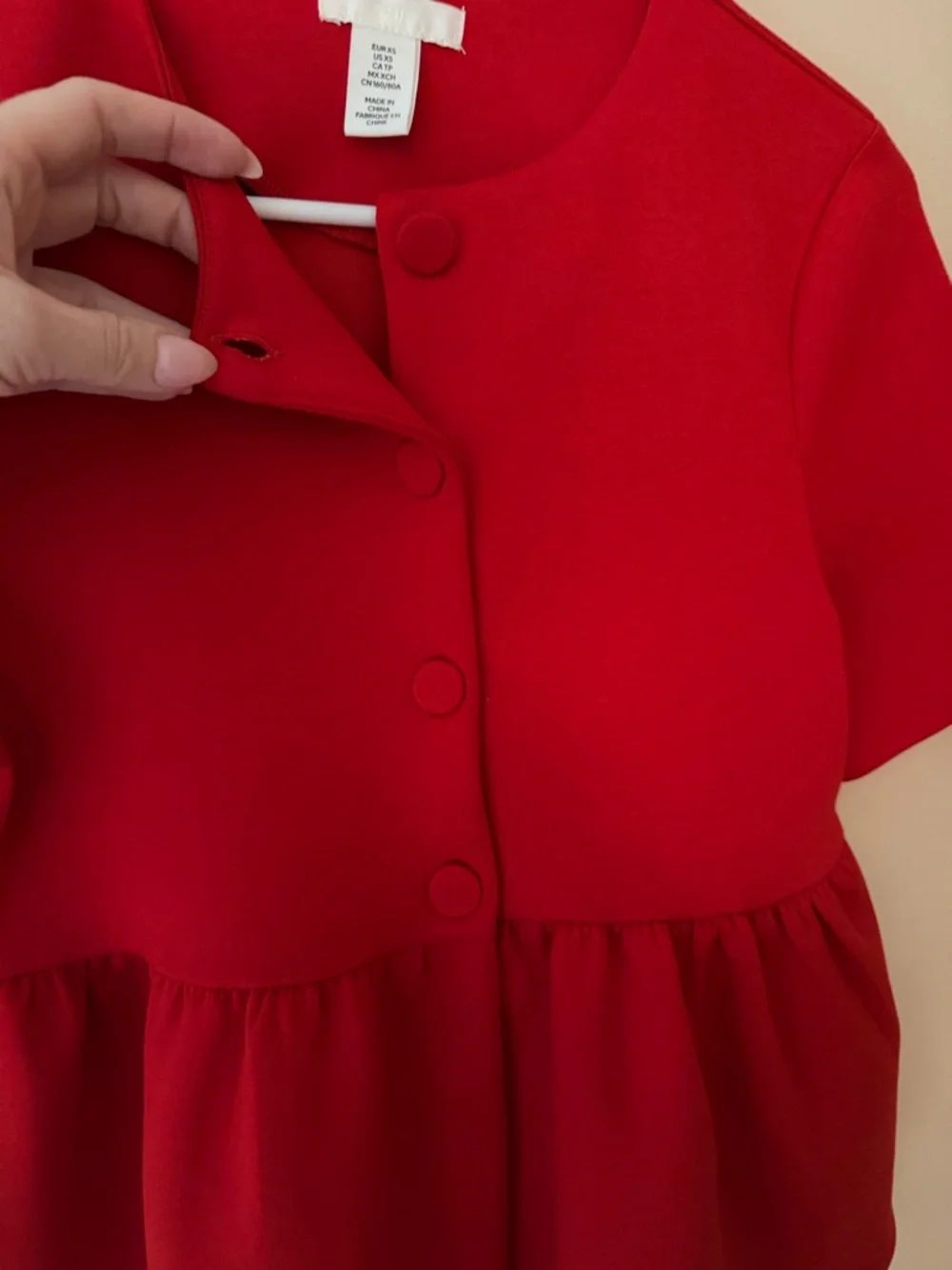 NWOT H&M Red Short-Sleeve Peplum Button Top - Picture 6 of 6